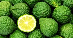 Best 14 Bergamot Essential Oil Benefits For Your Hair, Skin, Sleep & Even Home!